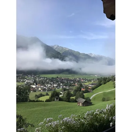 Apartment Chalet On The Ski Slope Dorf (Salzburg)
