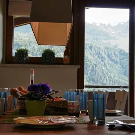 Chalet On The Ski Slope Apartment