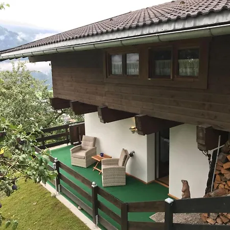 Chalet On The Ski Slope Dorf (Salzburg)
